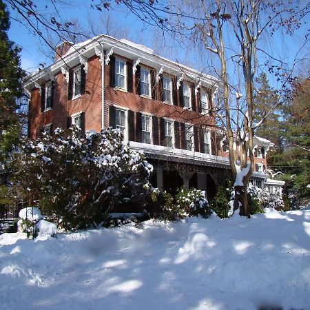 ווסט צ'סטר Faunbrook Bed & Breakfast (Adults Only) מראה חיצוני תמונה