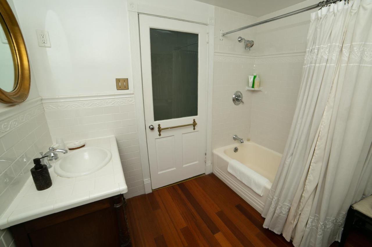 ווסט צ'סטר Faunbrook Bed & Breakfast (Adults Only) חדר תמונה